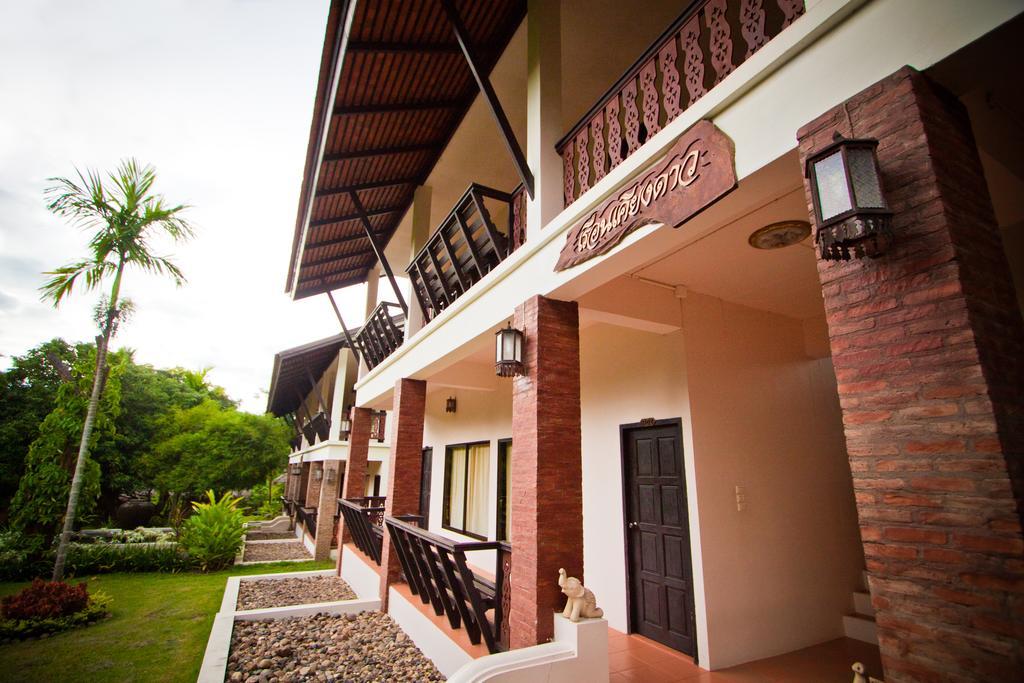 Touch Star Resort - Doi Inthanon Чомтонг Екстер'єр фото