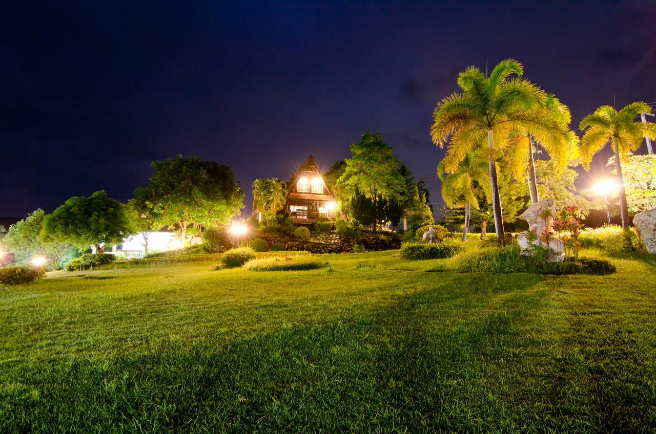 Touch Star Resort - Doi Inthanon Чомтонг Екстер'єр фото