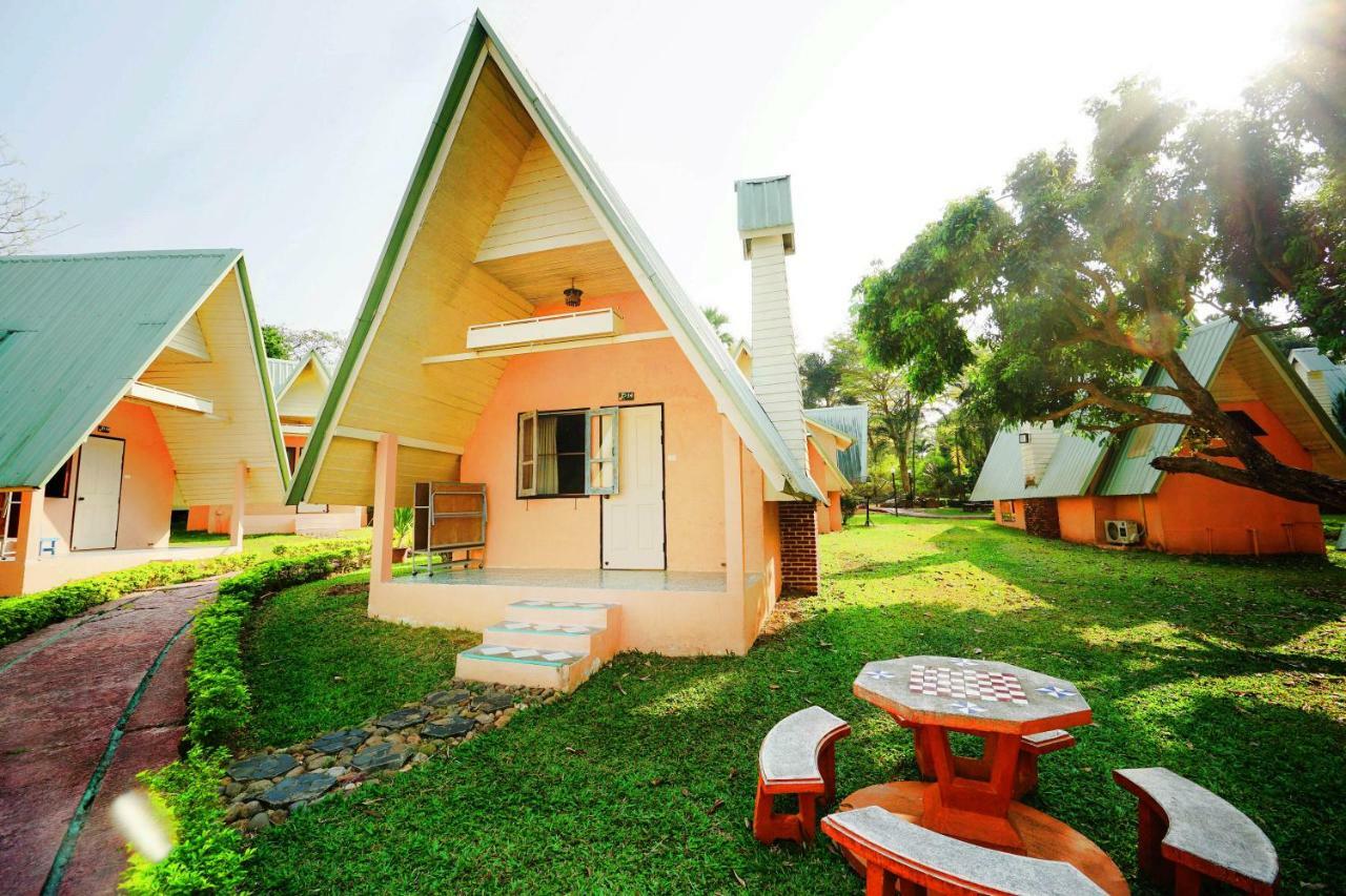 Touch Star Resort - Doi Inthanon Чомтонг Екстер'єр фото