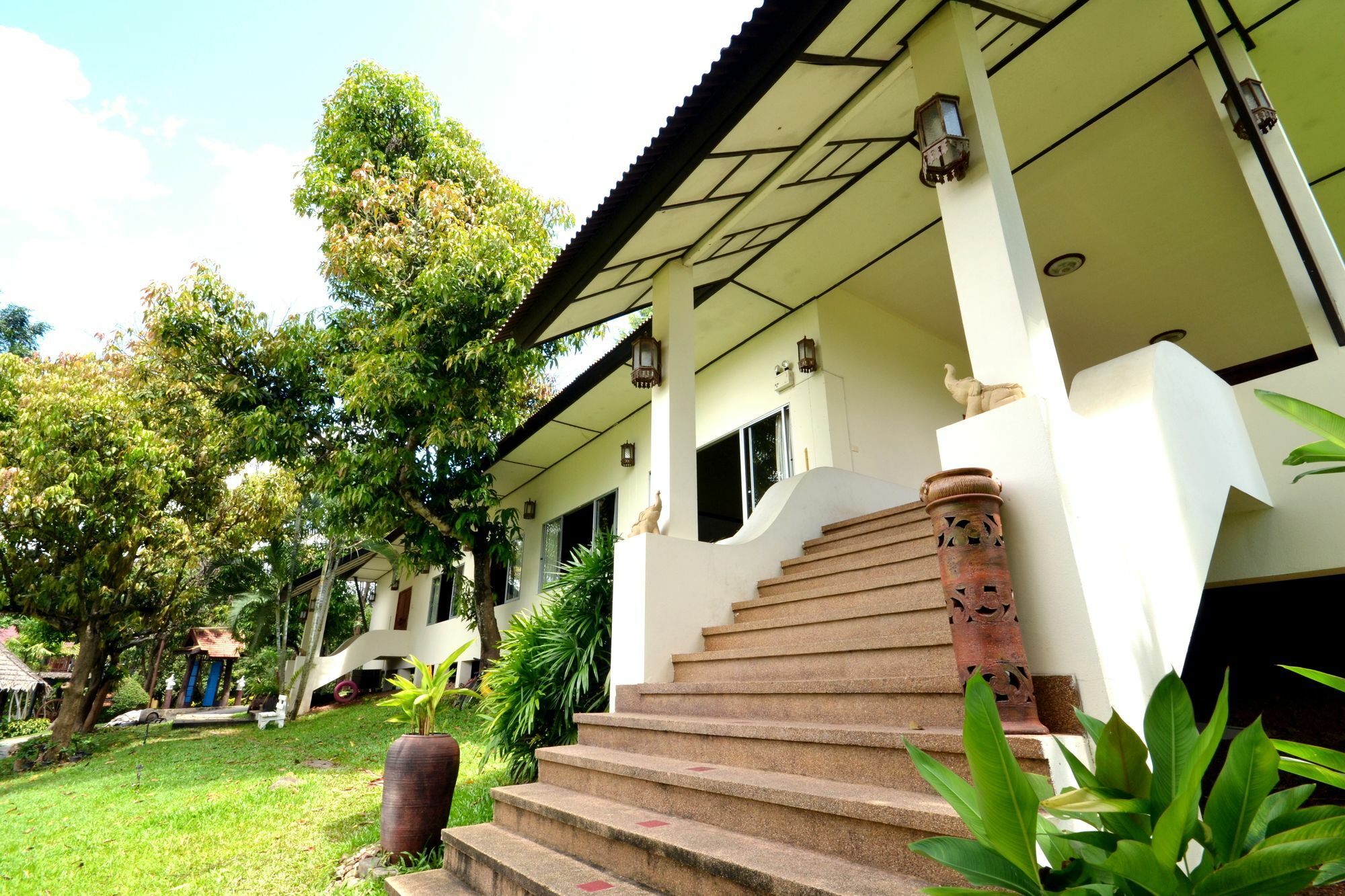 Touch Star Resort - Doi Inthanon Чомтонг Екстер'єр фото