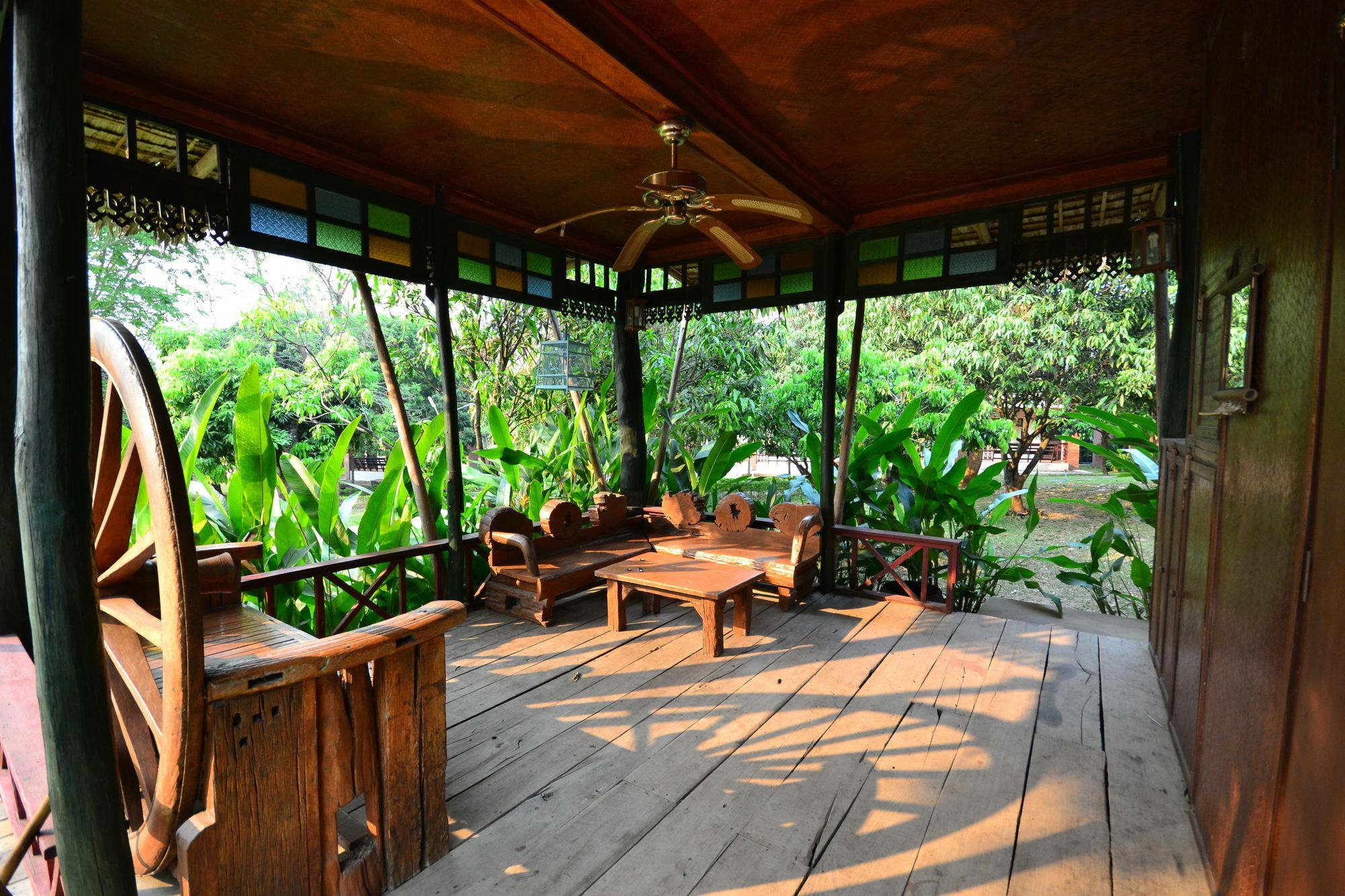Touch Star Resort - Doi Inthanon Чомтонг Екстер'єр фото